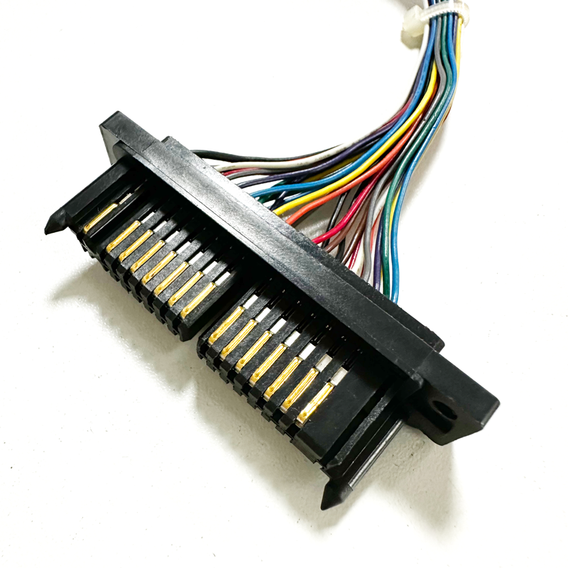 HRS DF11 to QR/P4-32P-C(21) QR/P4 紧凑型机架面板线束连接线